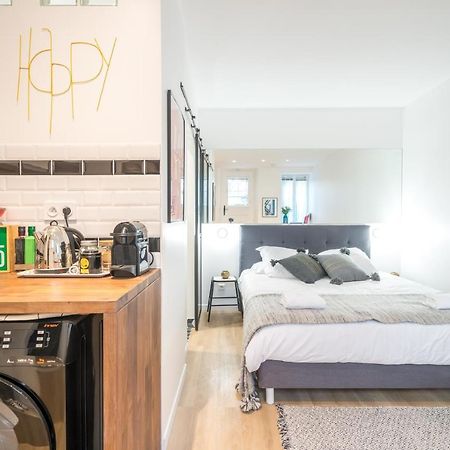 Happy Days - Eiffel Studio & Terrasse Apartment Paris Ngoại thất bức ảnh