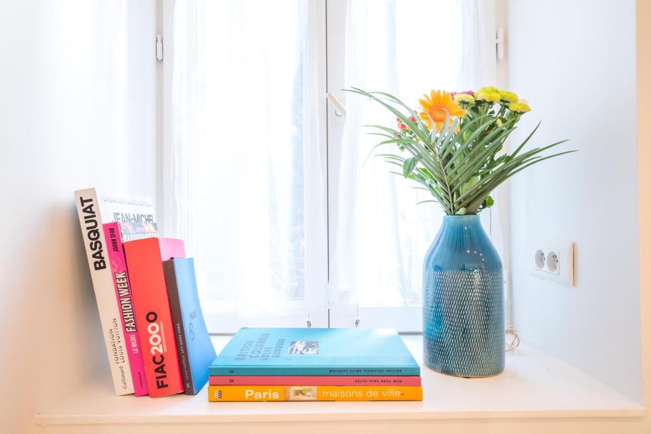 Happy Days - Eiffel Studio & Terrasse Apartment Paris Ngoại thất bức ảnh